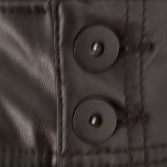 'NO BOUNDARIES' Faux Leather High Rise Skinny Size 17 NWT - Picture 2 of 12